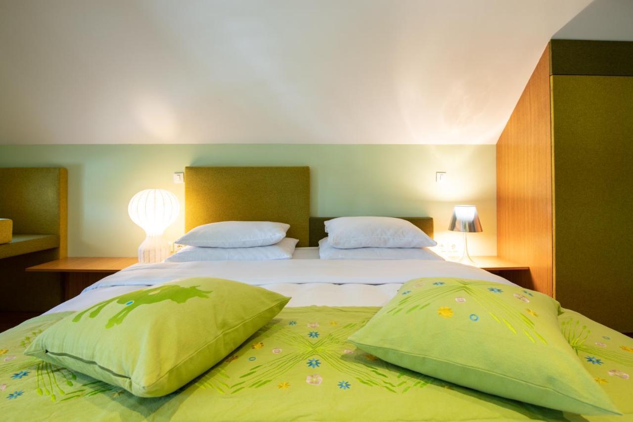 Skrabceva Domacija Hotel Ribnica Luaran gambar