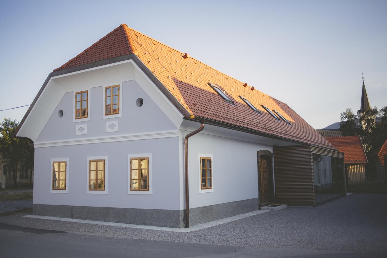 Skrabceva Domacija Hotel Ribnica Luaran gambar